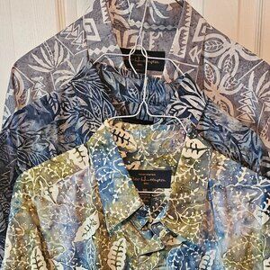 Group of three 3XL Pete Huntington short sleeve button down shirts